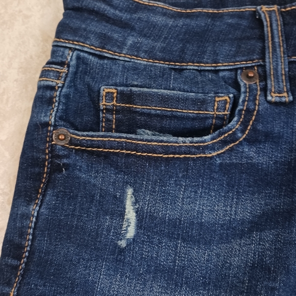 AERO Jean Shorts Size 4 - Picture 2 of 10